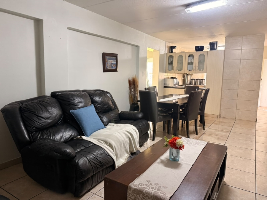 3 Bedroom Property for Sale in Safari Gardens North West